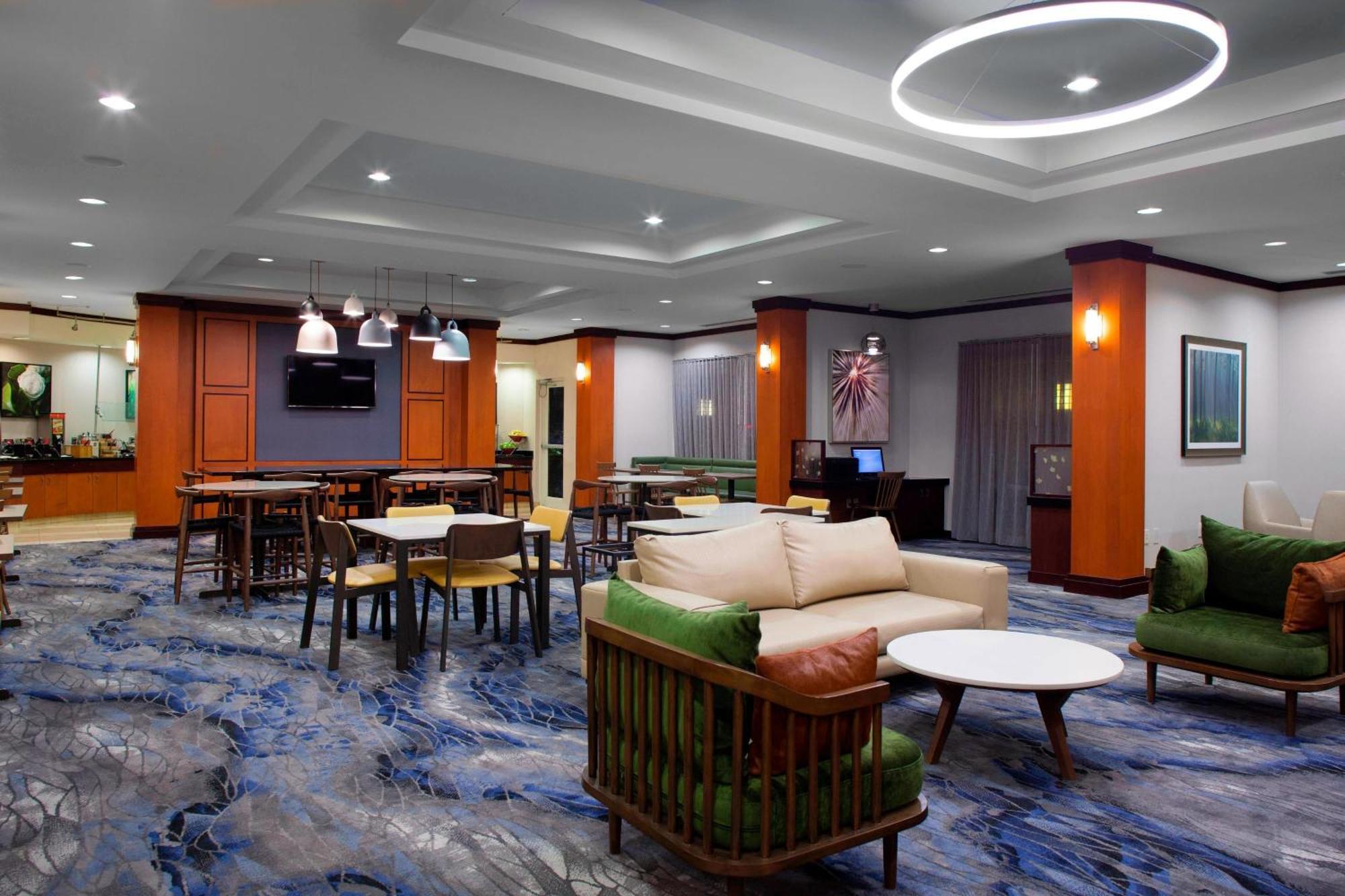 Fairfield Inn And Suites By Marriott Montgomery Eastchase Extérieur photo